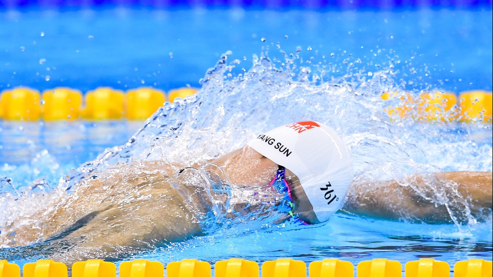 亚洲杯转会风云：迈阿密热火盯上锋线强援，阿尔卡拉斯或成交易筹码